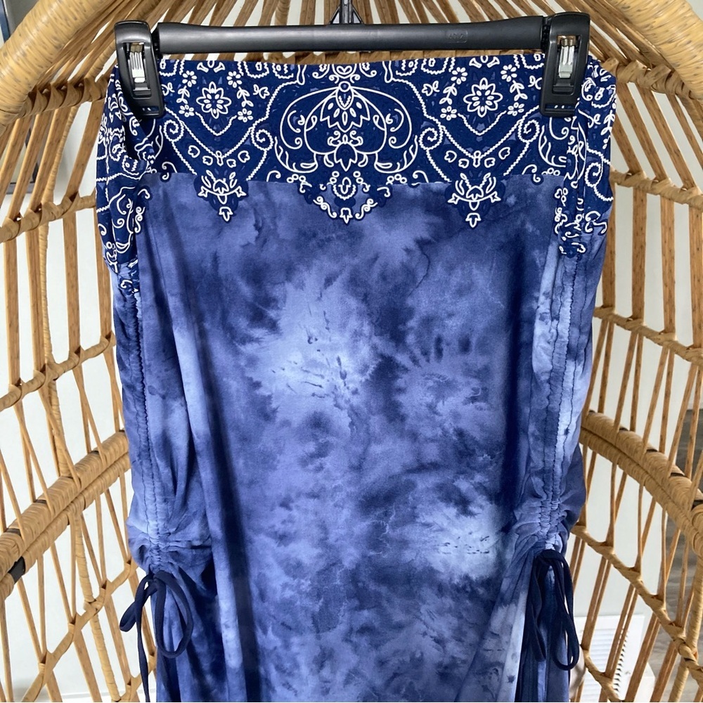 VENUS Blue Strapless Tie-Dye Maxi Dress with Border Print - Picture 3 of 8